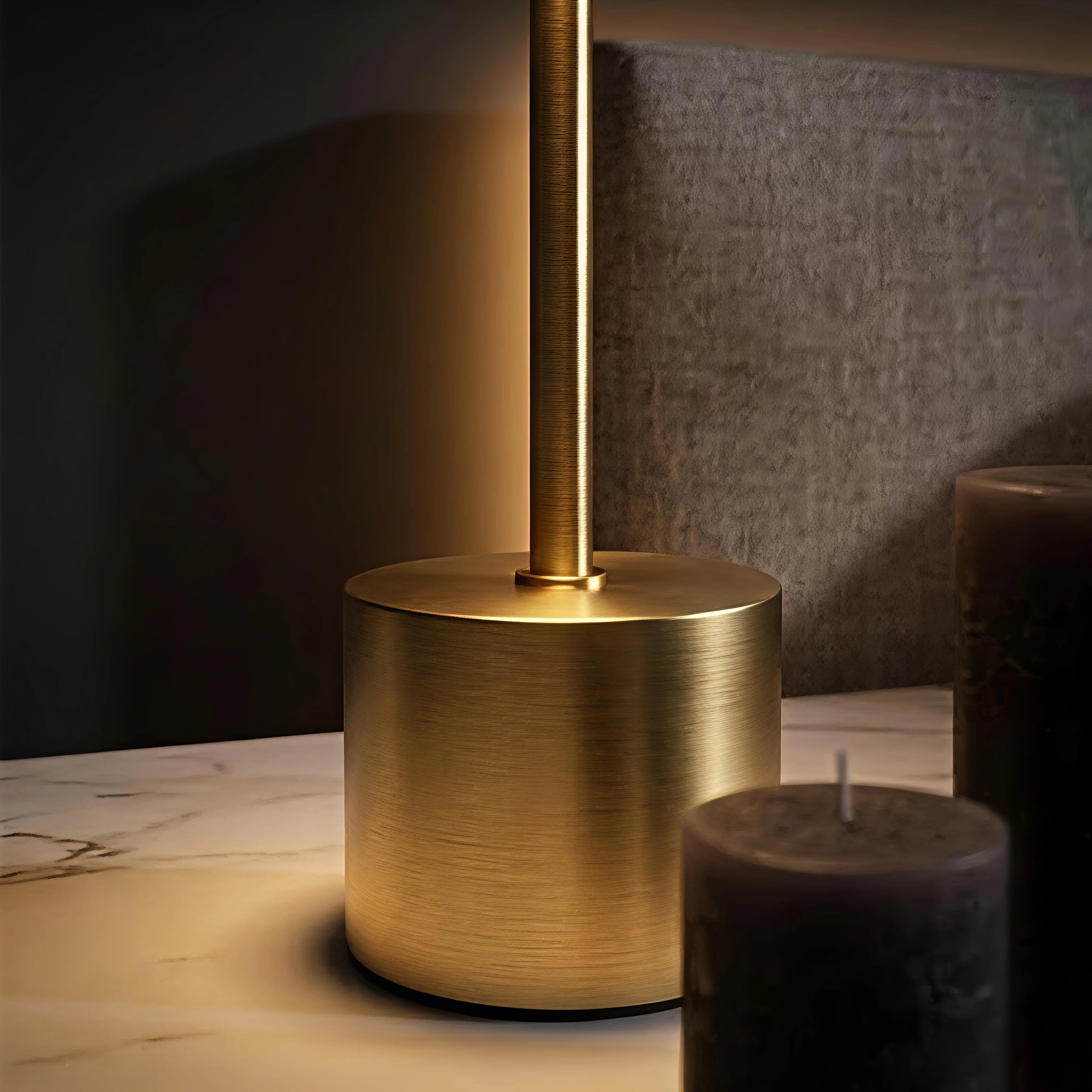 Aura Touch — Cordless LED Table Lamp